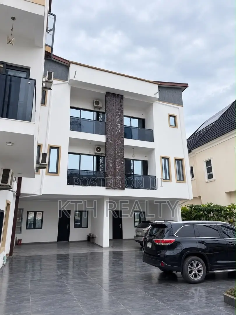 3bdrm Duplex in Lcc, Lekki Phase 2 for rent in Lekki Phase 2