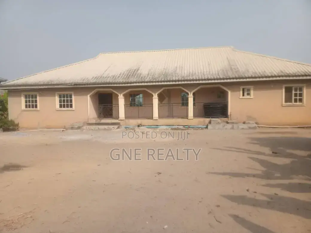 Furnished 7bdrm Bungalow in Agbara-Igbesan for sale in Agbara-Igbesan