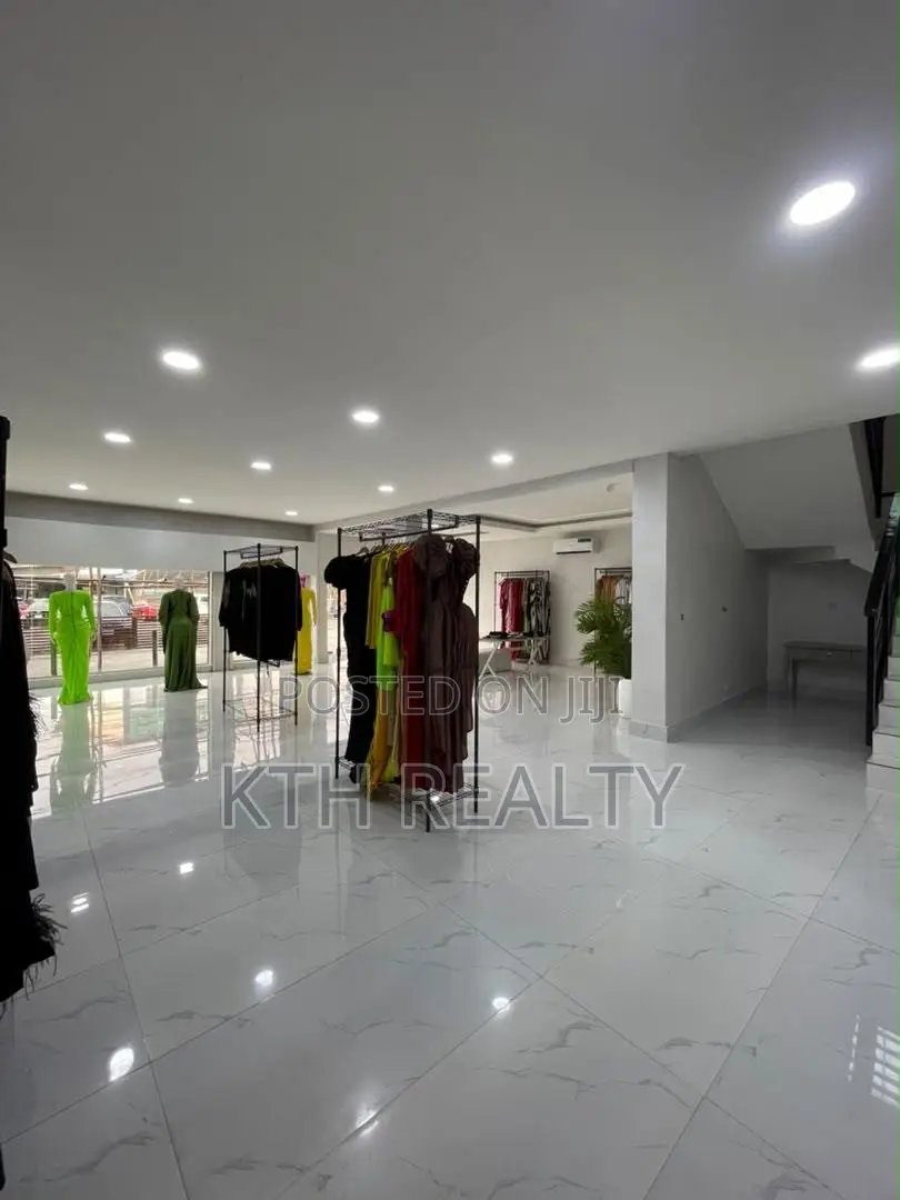 100sqm Commercial Space in Victoria Island Extension