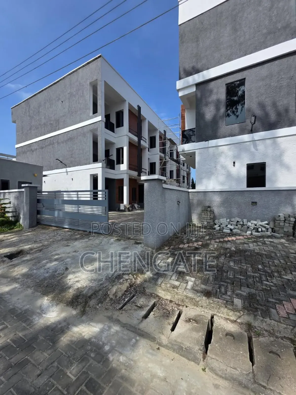 4bdrm Duplex in Lekki for sale in Lekki