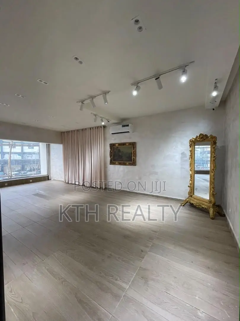 50sqm Commercial Space in Victoria Island Extension