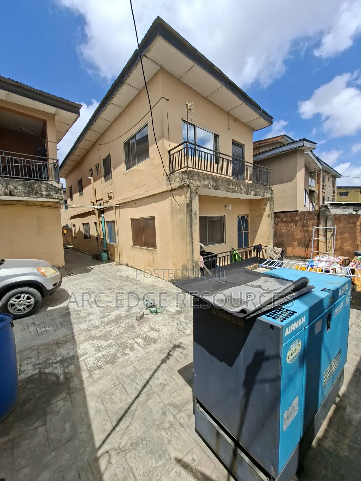 3bdrm Block of Flats in Ago Palace for sale in Ago Palace