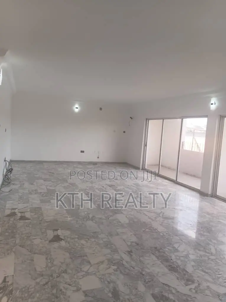 3bdrm Apartment in Old Ikoyi for rent in Old Ikoyi