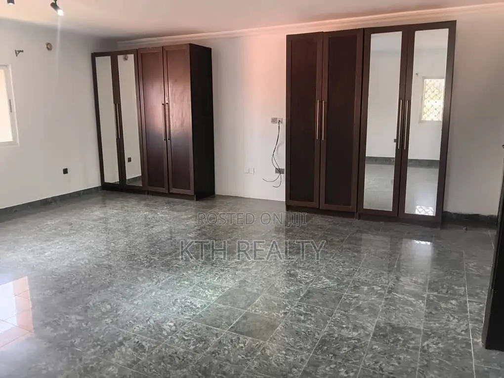 3bdrm Apartment in Old Ikoyi for rent in Old Ikoyi