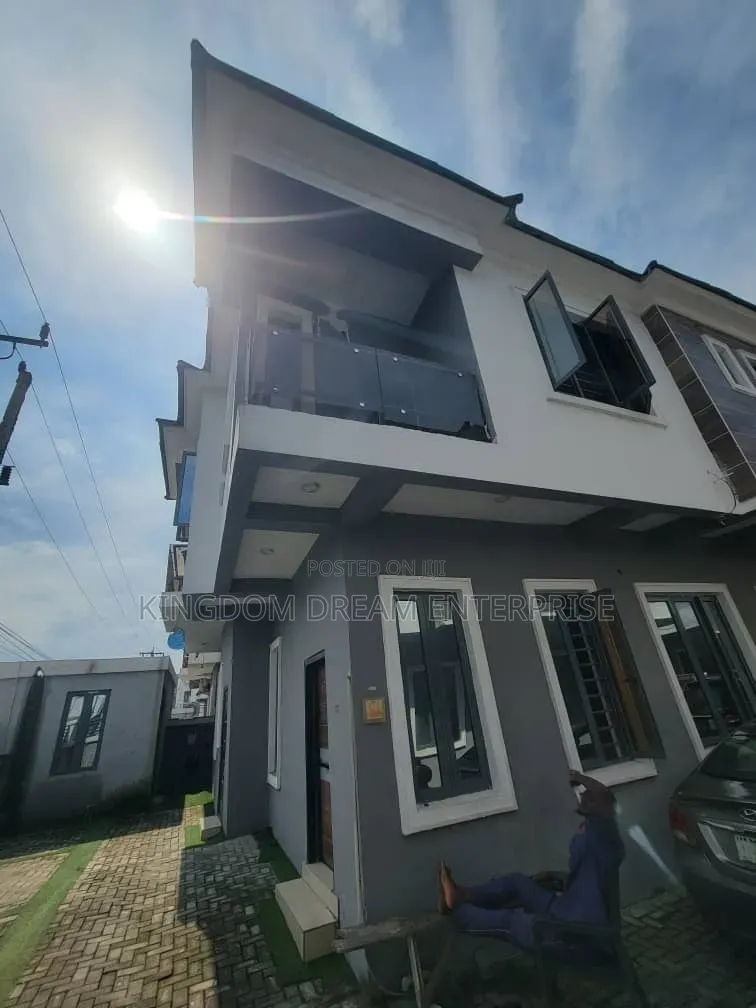 3bdrm Duplex in Orchid Lekki Lagos for rent in Lekki Phase 1