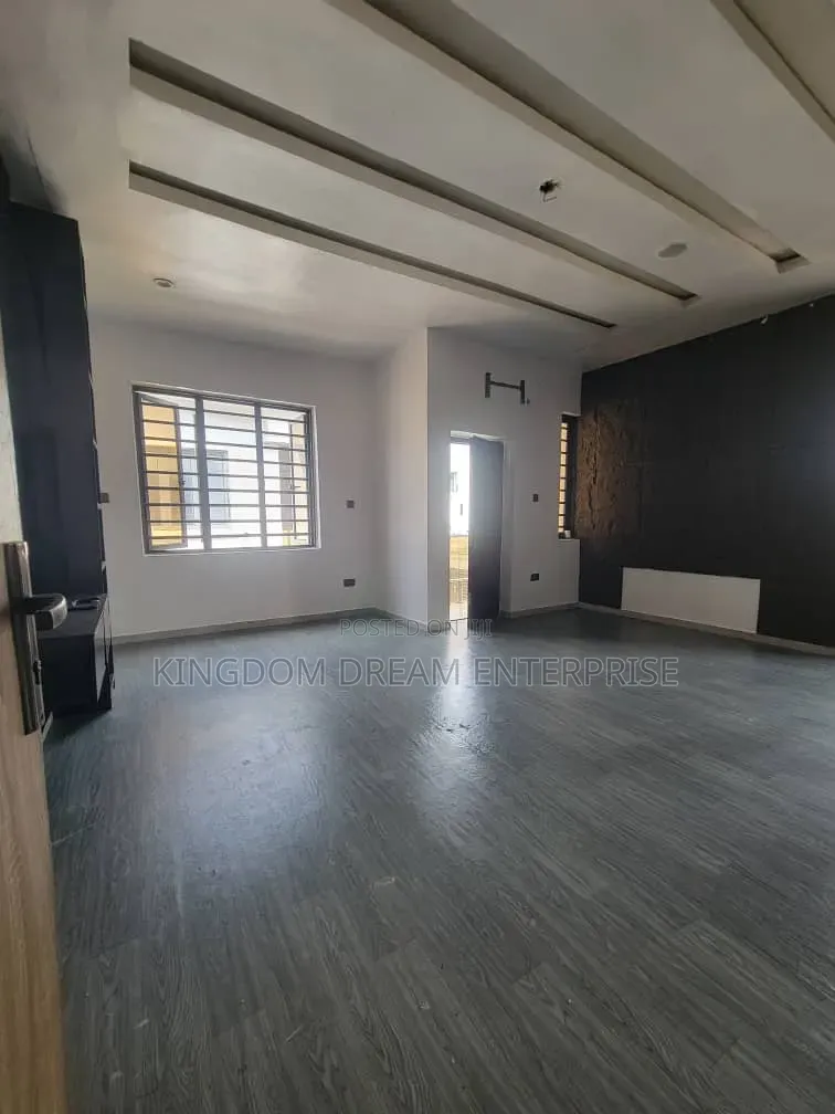 3bdrm Duplex in Orchid Lekki Lagos for rent in Lekki Phase 1