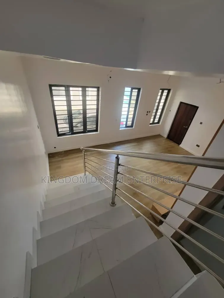 3bdrm Duplex in Orchid Lekki Lagos for rent in Lekki Phase 1