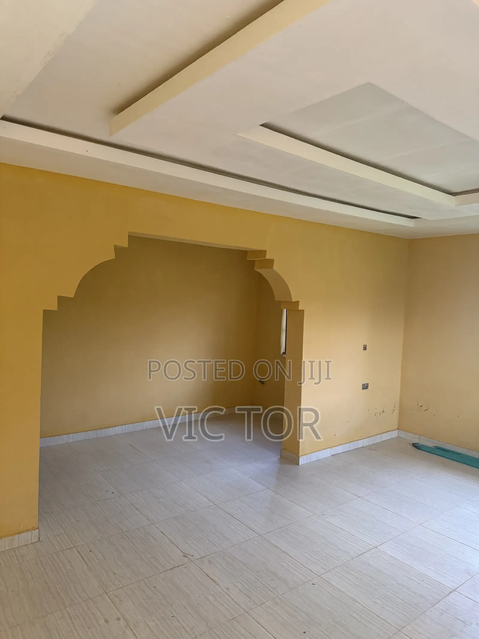 3bdrm House in Olomo Estate, Ido for sale in Ido