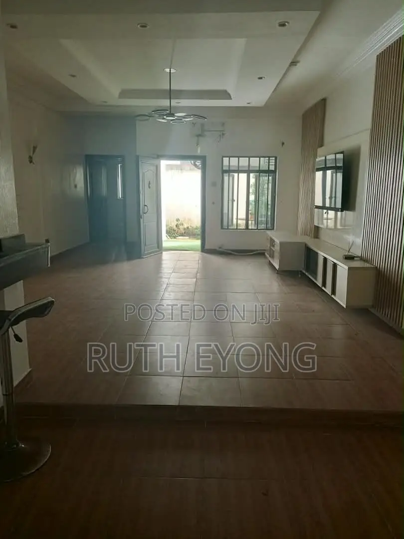 3bdrm Apartment in Lekki Phase 1 for rent in Lekki Phase 1