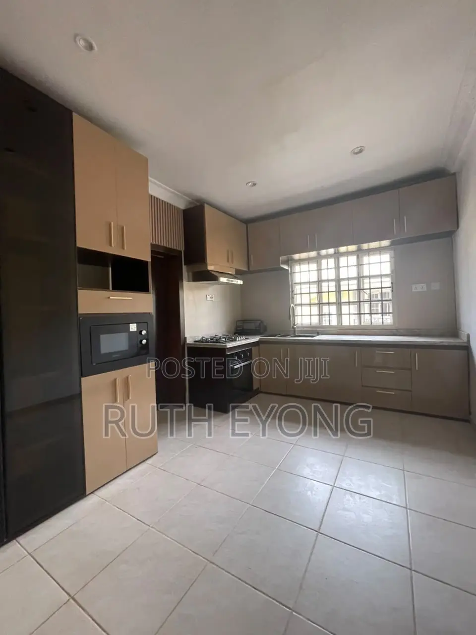 3bdrm Apartment in Lekki Phase 1 for rent in Lekki Phase 1