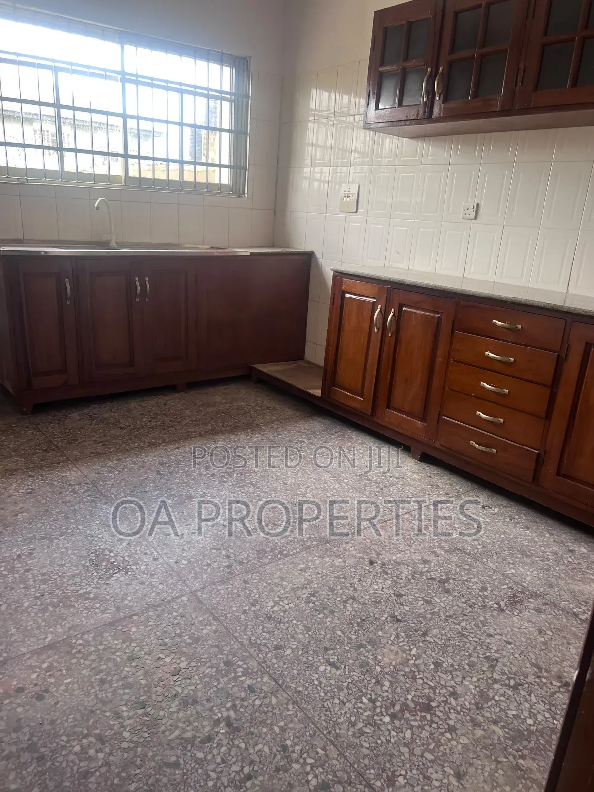 4bdrm Duplex in Adesina Est,After for rent in Ibadan