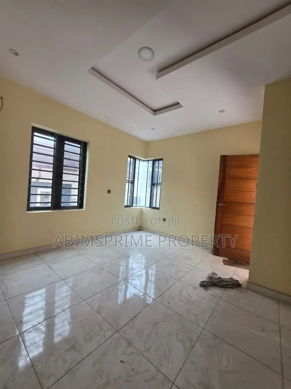 5bdrm Duplex in Omole for rent in Omole Phase 2