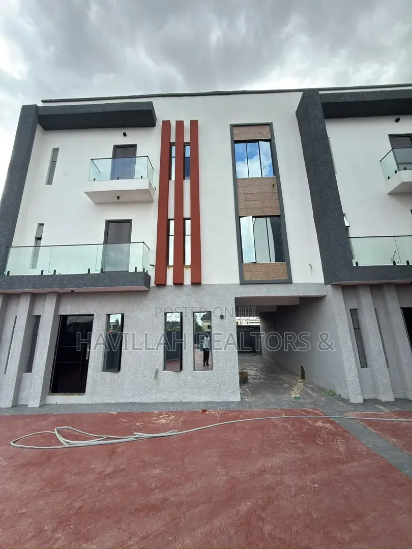 4bdrm Duplex in Opebi for sale in Opebi