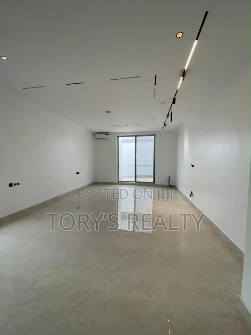 6bdrm Duplex in Banana Island for sale in Banana Island