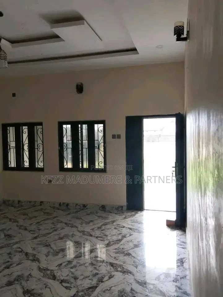 3bdrm Block of Flats in Nwaniba Road Uyo for rent in Uyo