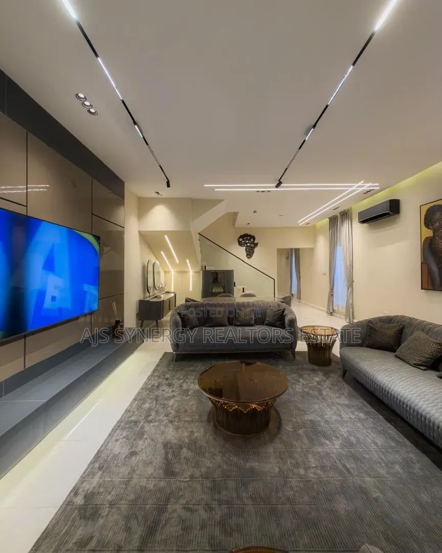 Furnished 4bdrm Duplex in Osapa london for sale in Osapa london