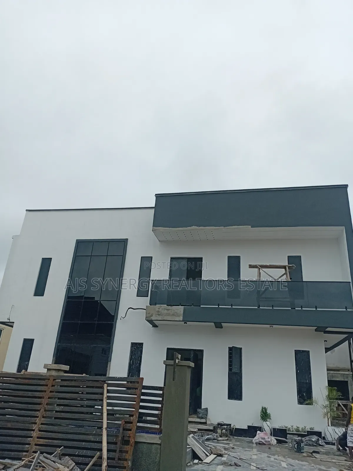 4bdrm Duplex in Sangotedo for sale in Sangotedo