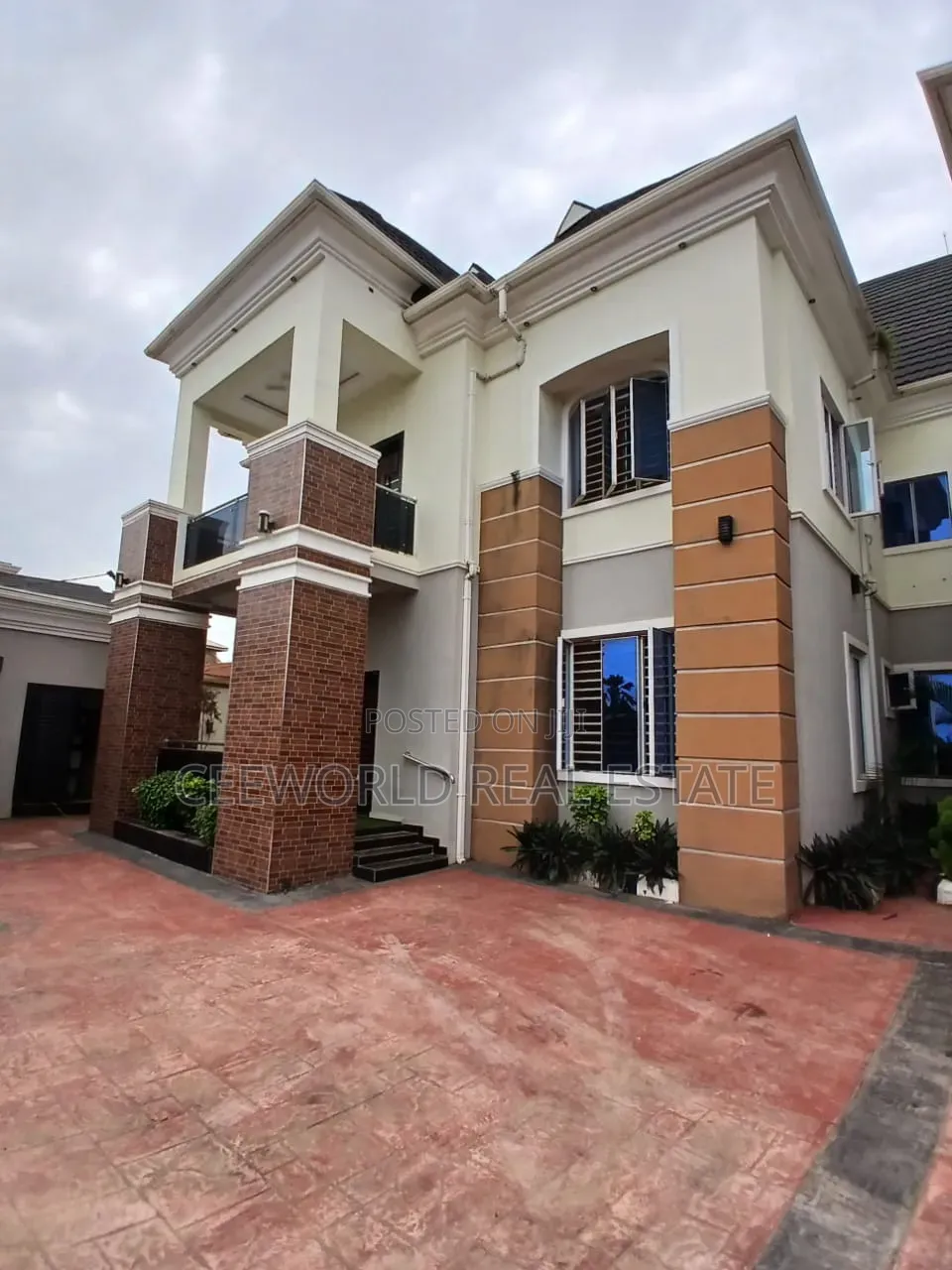 4bdrm Duplex in Main Akala Express for rent in Akala Express