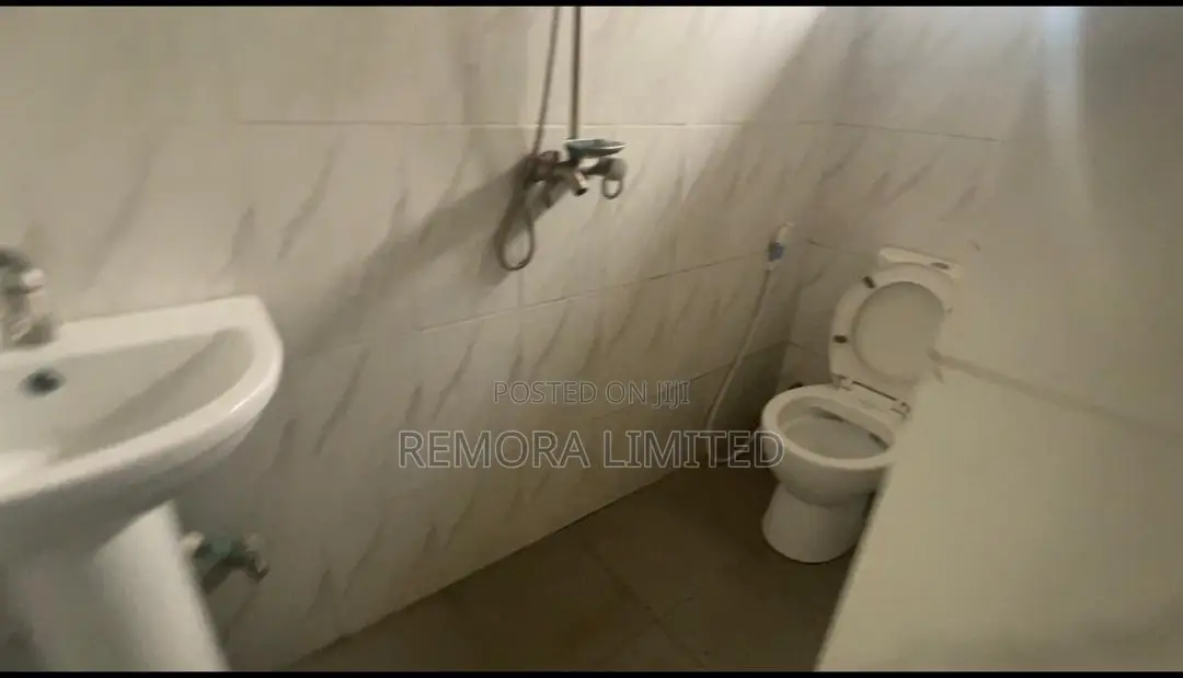 3bdrm Block of Flats in Omole Phase 1 for sale in Omole Phase 1