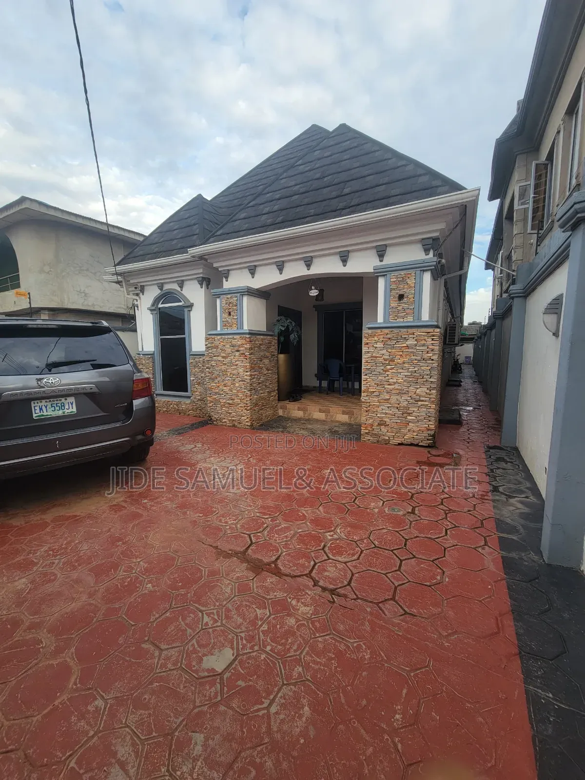 Furnished 3bdrm Bungalow in Ayobo for sale in Ayobo