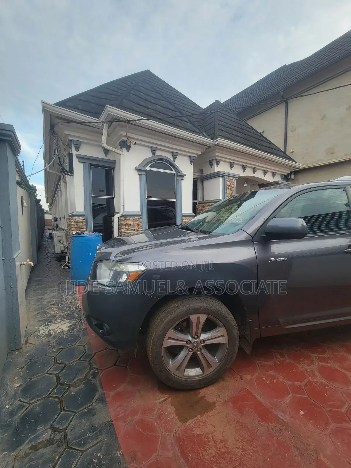 Furnished 3bdrm Bungalow in Ayobo for sale in Ayobo