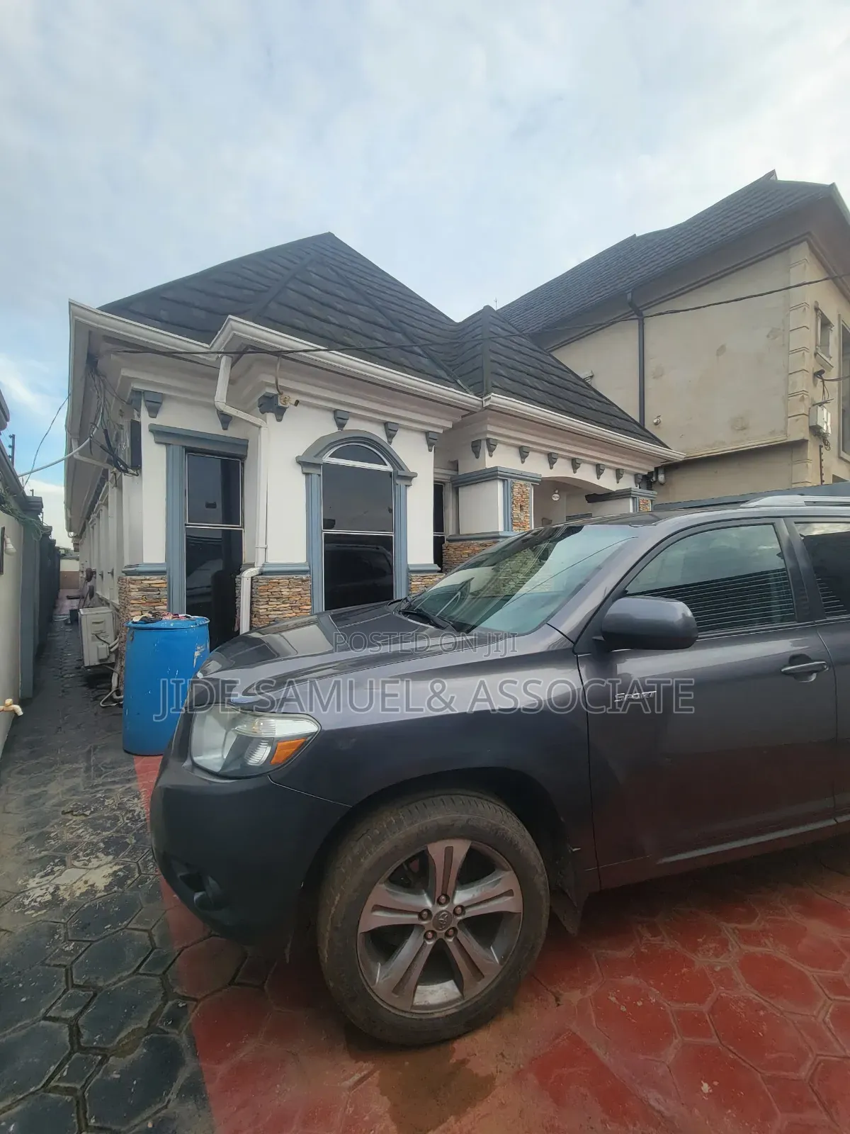 Furnished 3bdrm Bungalow in Ayobo for sale in Ayobo