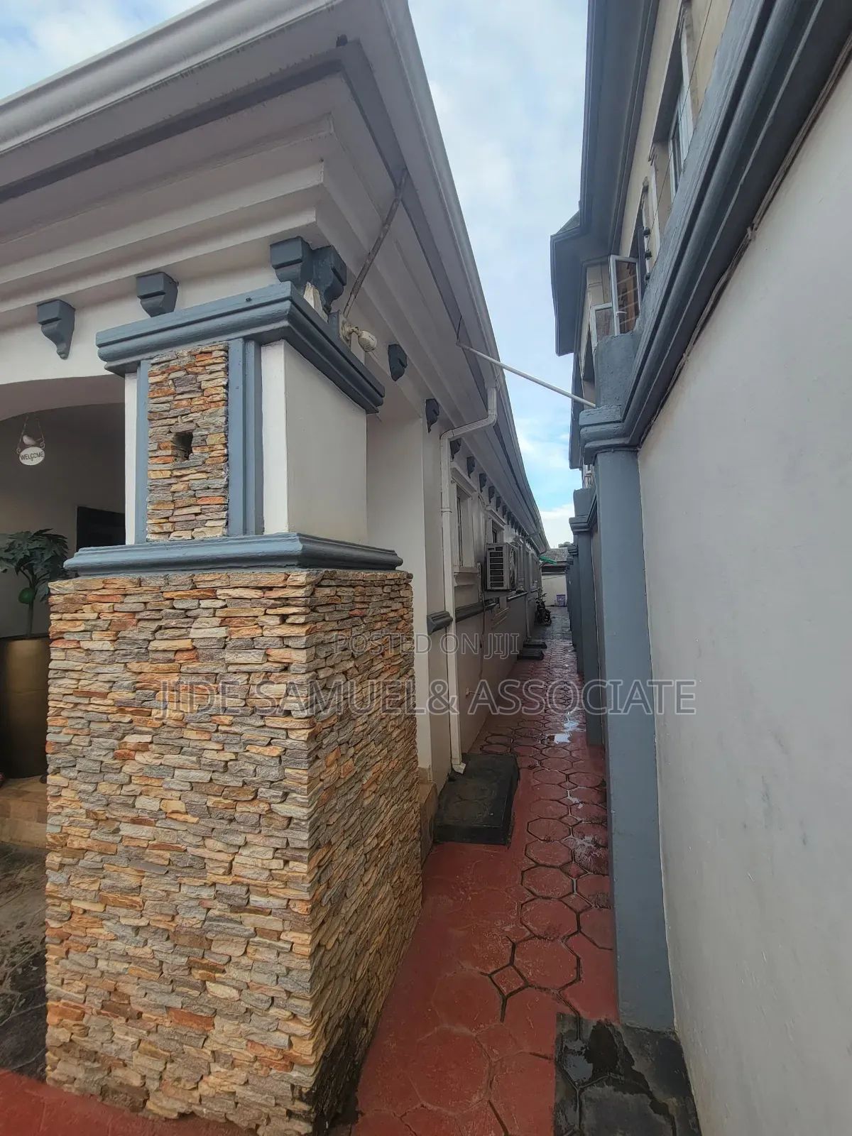 Furnished 3bdrm Bungalow in Ayobo for sale in Ayobo