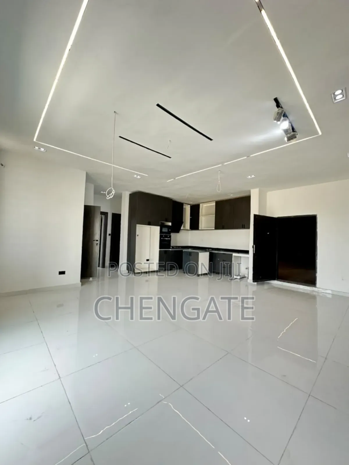 3bdrm Penthouse in Ikate for sale in Ikate