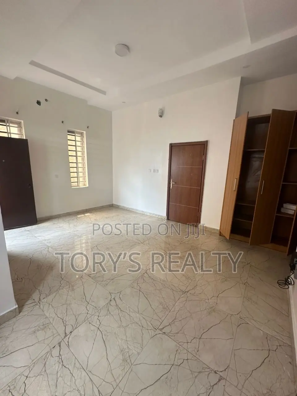 4bdrm Duplex in Lekki Phase 2 for sale in Lekki Phase 2
