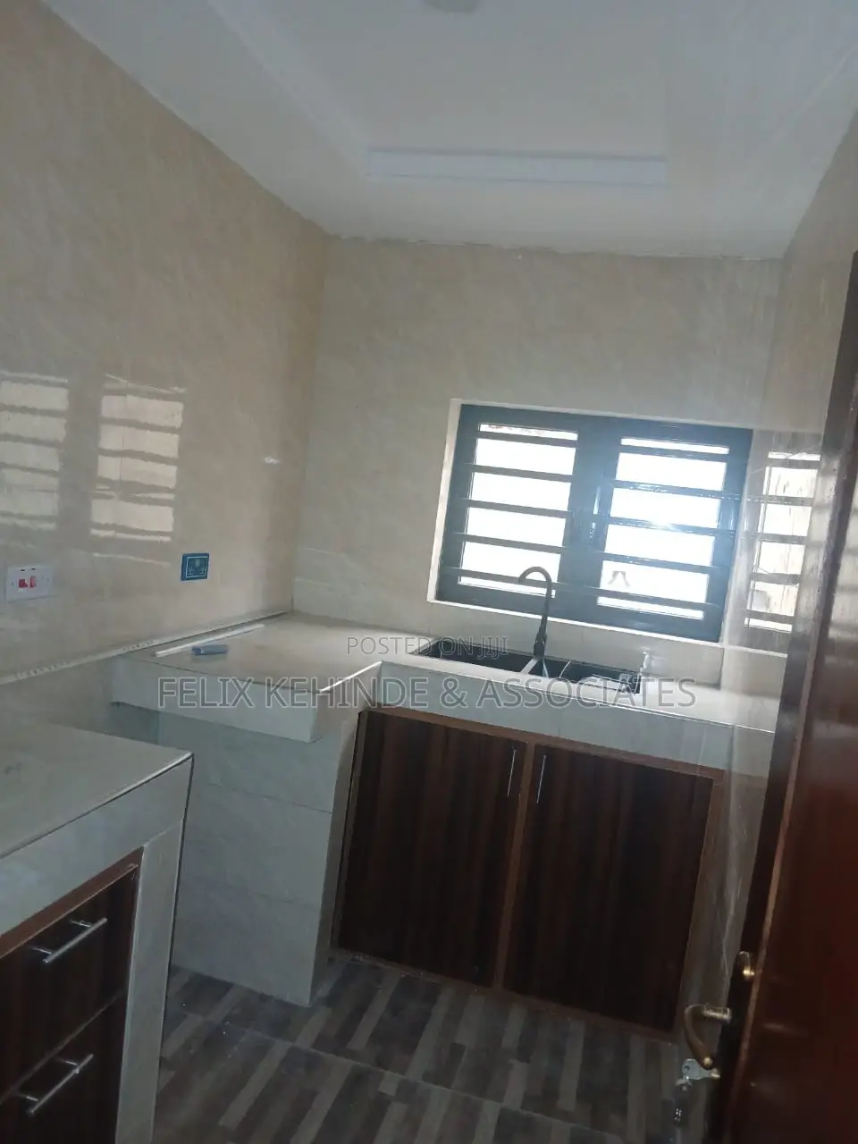 3bdrm Block of Flats in Ring Road for rent in Rind Road
