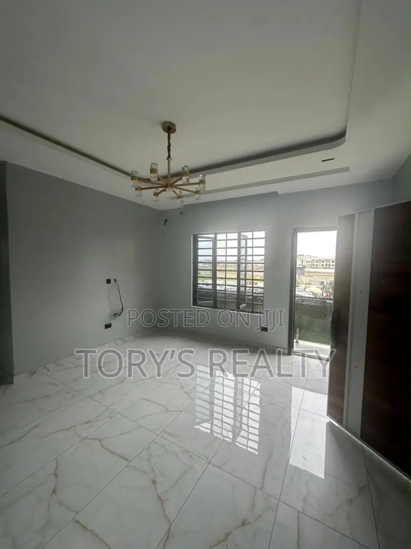 2bdrm Apartment in Lekki Phase 1 for sale in Lekki Phase 1