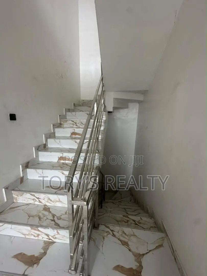 2bdrm Apartment in Lekki Phase 1 for sale in Lekki Phase 1