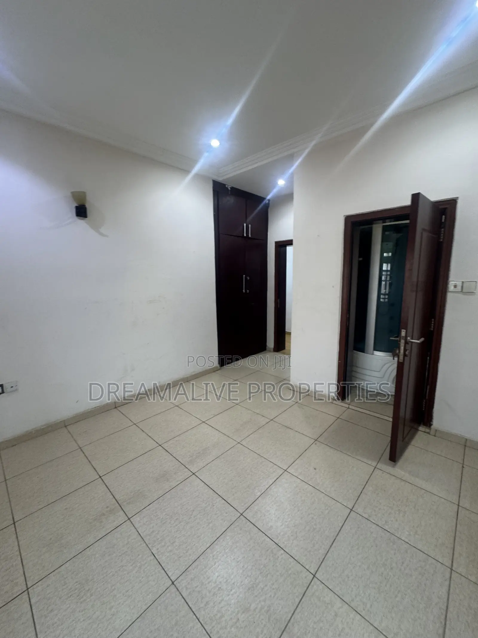 3bdrm Apartment in Wuse 2 for rent in Wuse 2