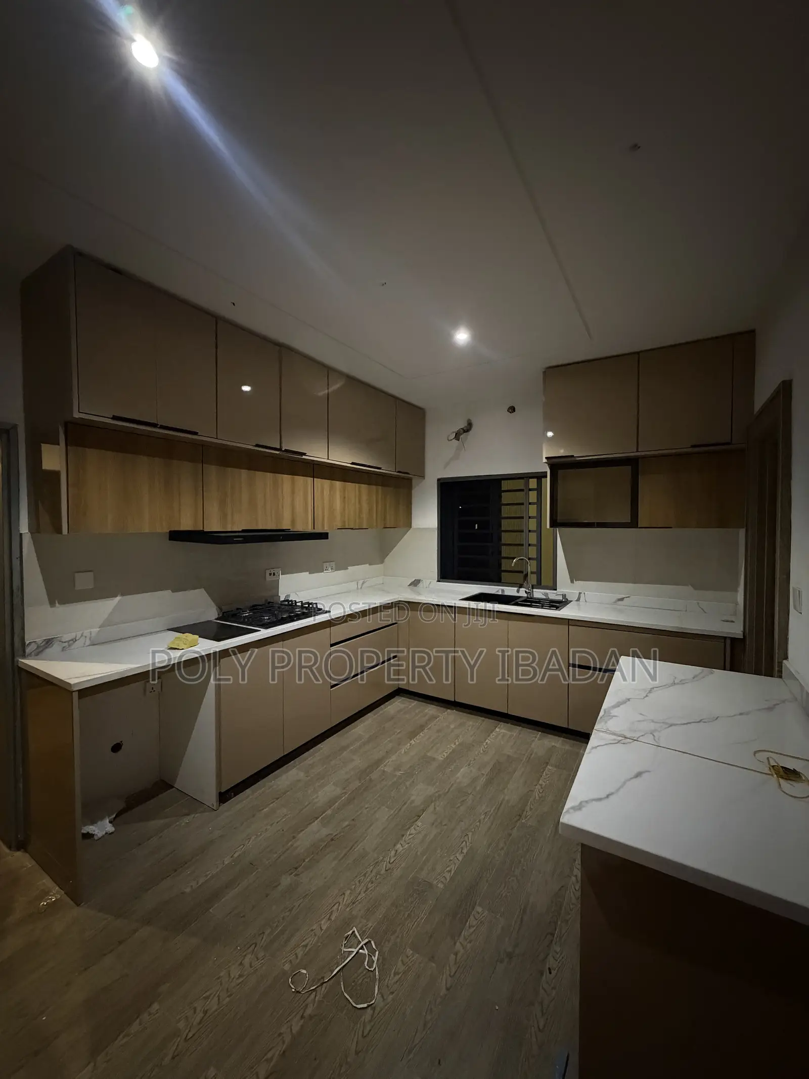 5bdrm Duplex in Kolapo Ishola Gra for sale in Akobo