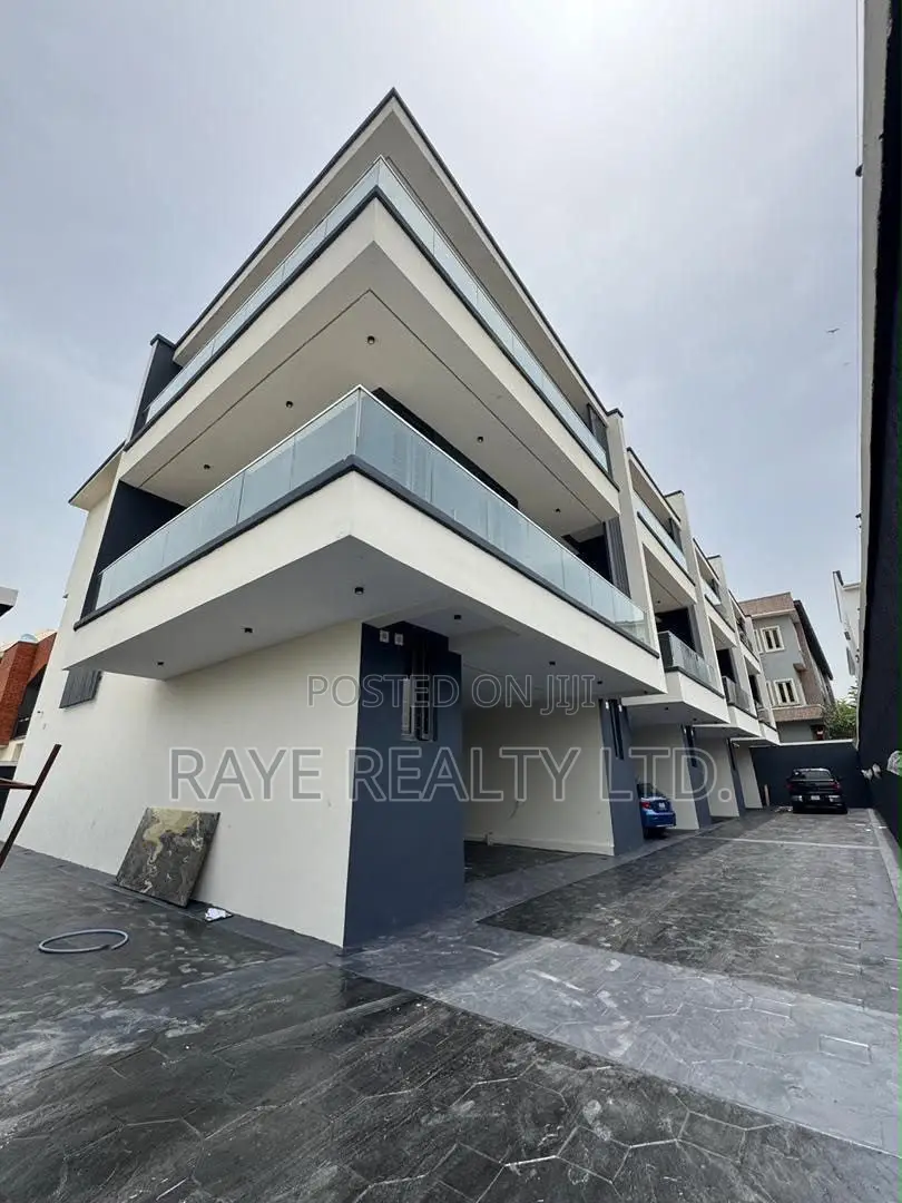 4bdrm Duplex in Ogudu GRA for sale in Ogudu GRA