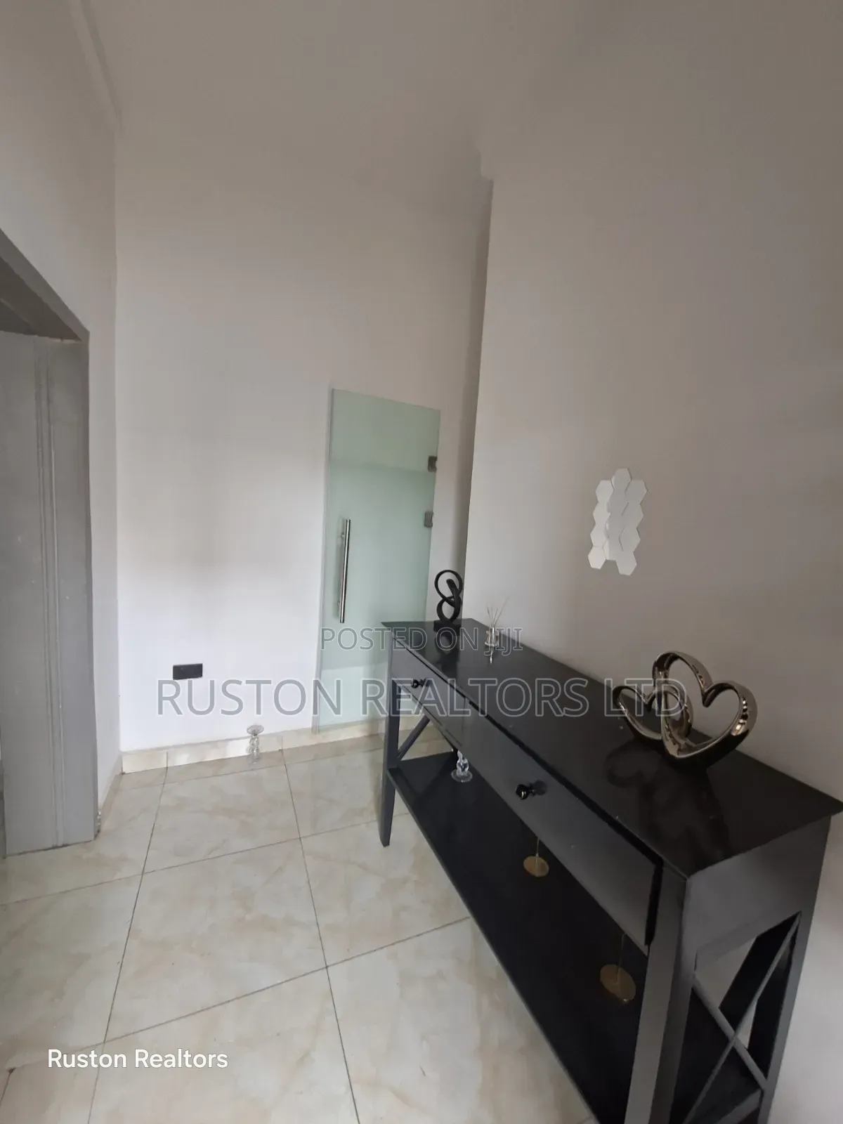 Furnished 5bdrm Duplex in Carlton Gate Estate, Akobo for rent in Akobo