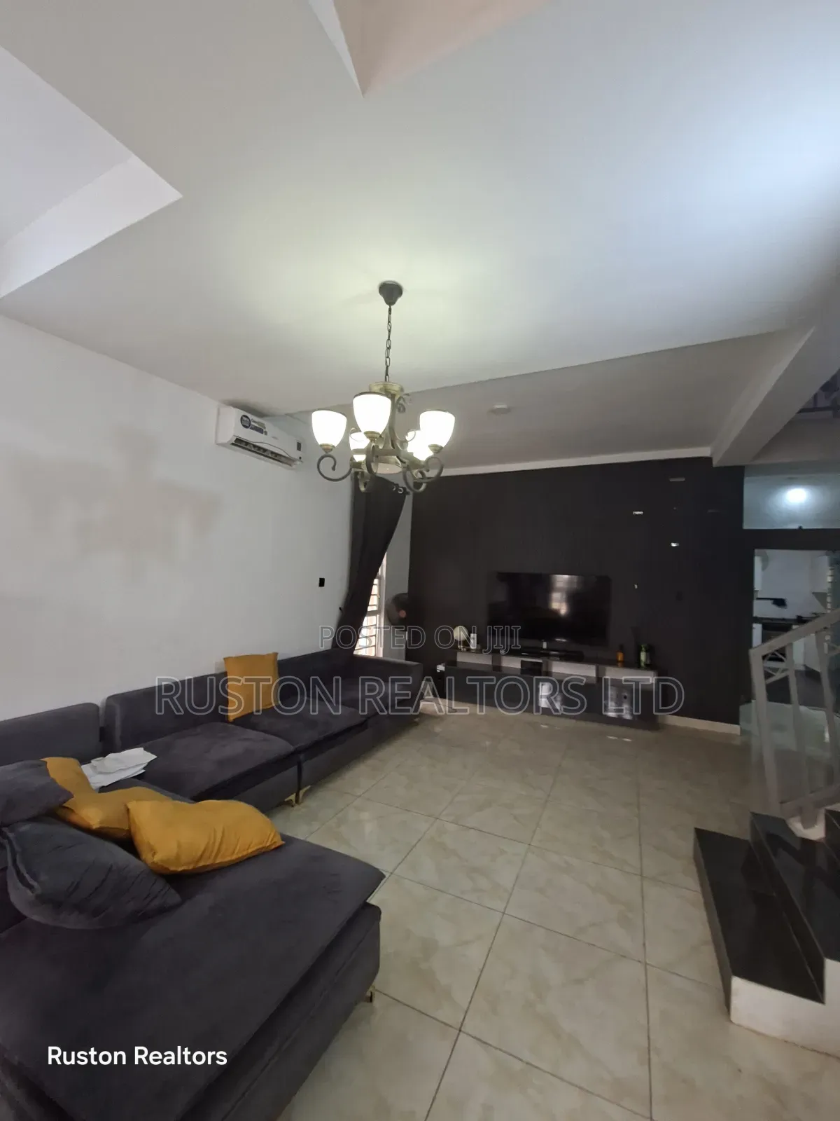Furnished 5bdrm Duplex in Carlton Gate Estate, Akobo for rent in Akobo