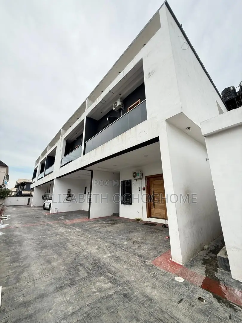 Furnished 3bdrm Duplex in Ikota for rent in Ikota