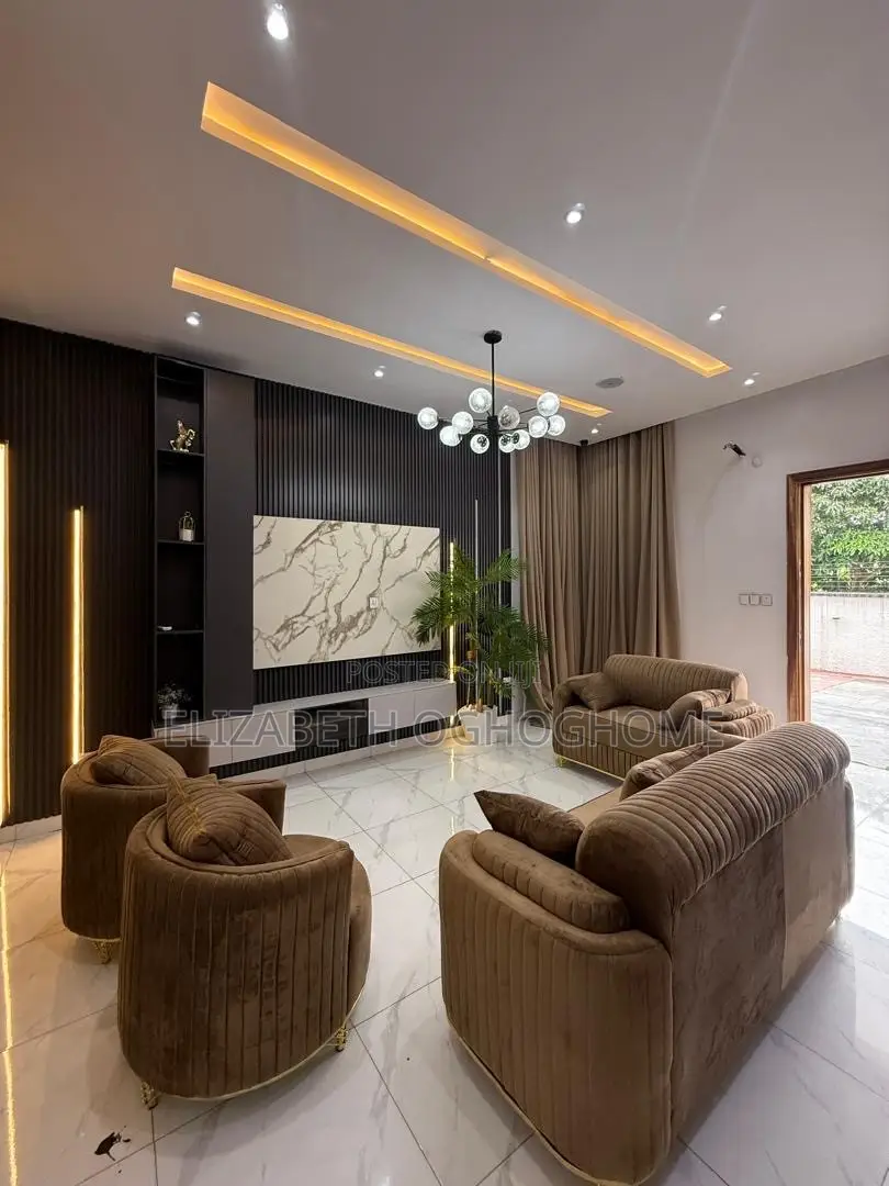 Furnished 3bdrm Duplex in Ikota for rent in Ikota