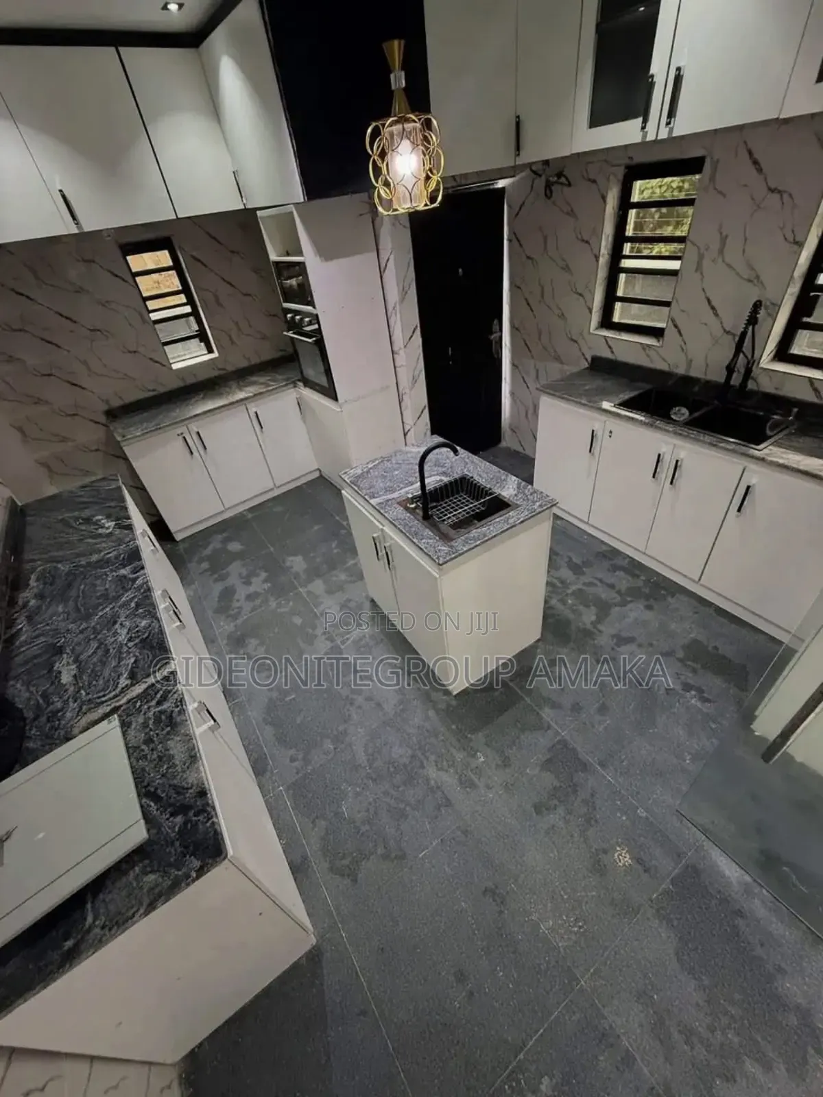 4bdrm Bungalow in Benin City for sale in Benin City