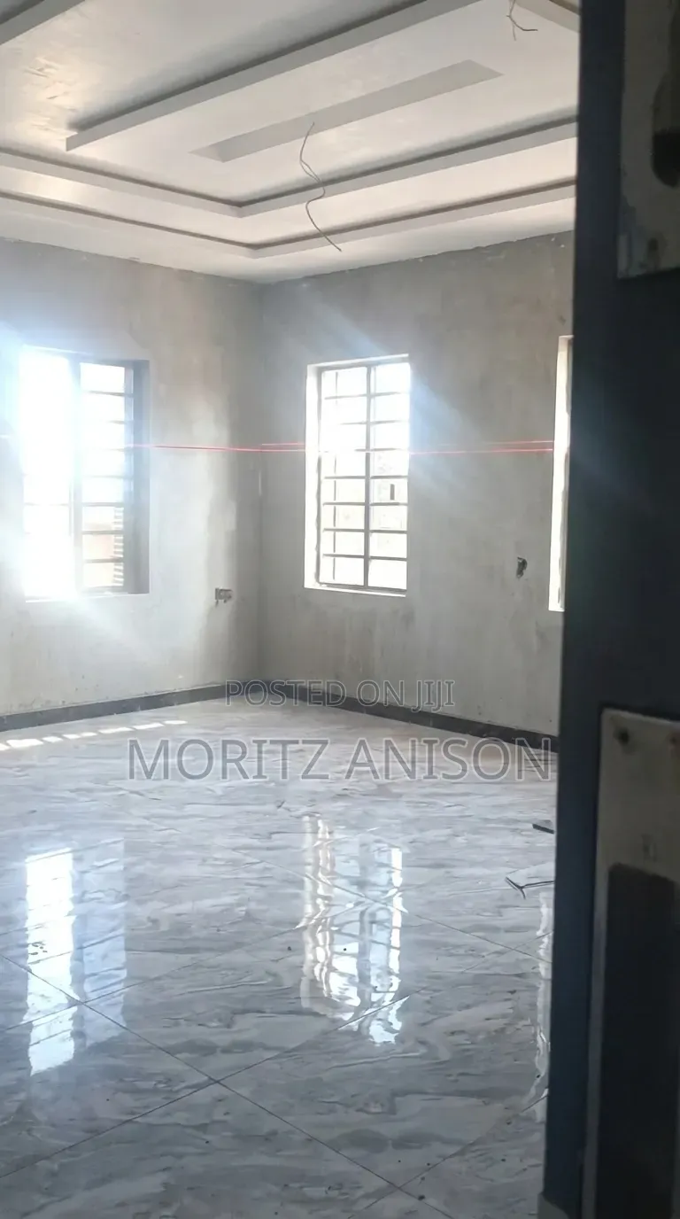 4bdrm Duplex in New Gra., Enugu for sale in Enugu