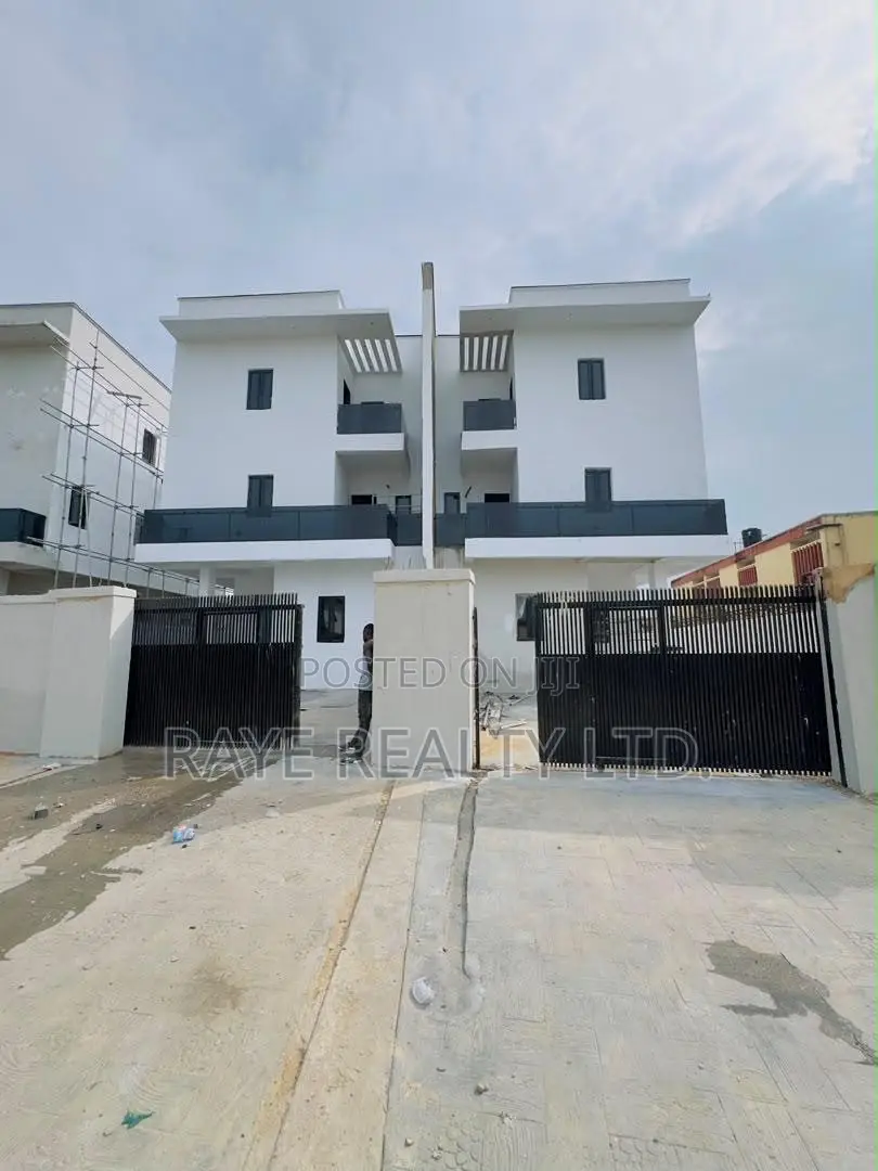 4bdrm Duplex in Ogudu GRA for sale in Ogudu GRA
