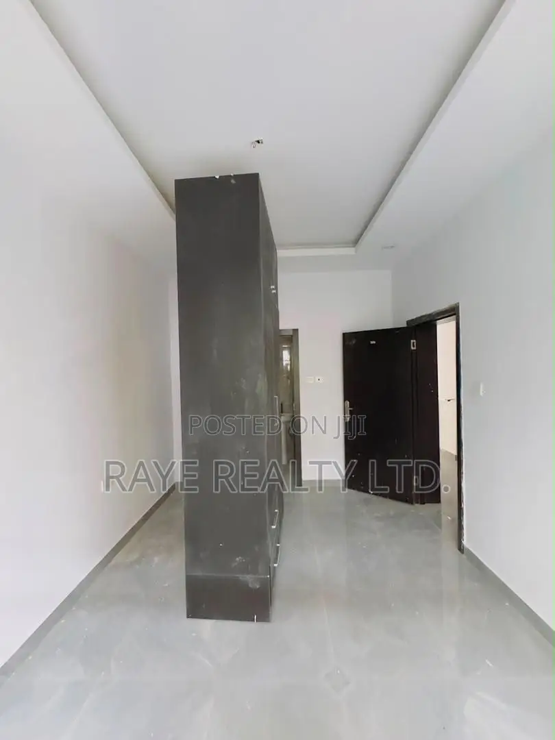 4bdrm Duplex in Ogudu GRA for sale in Ogudu GRA