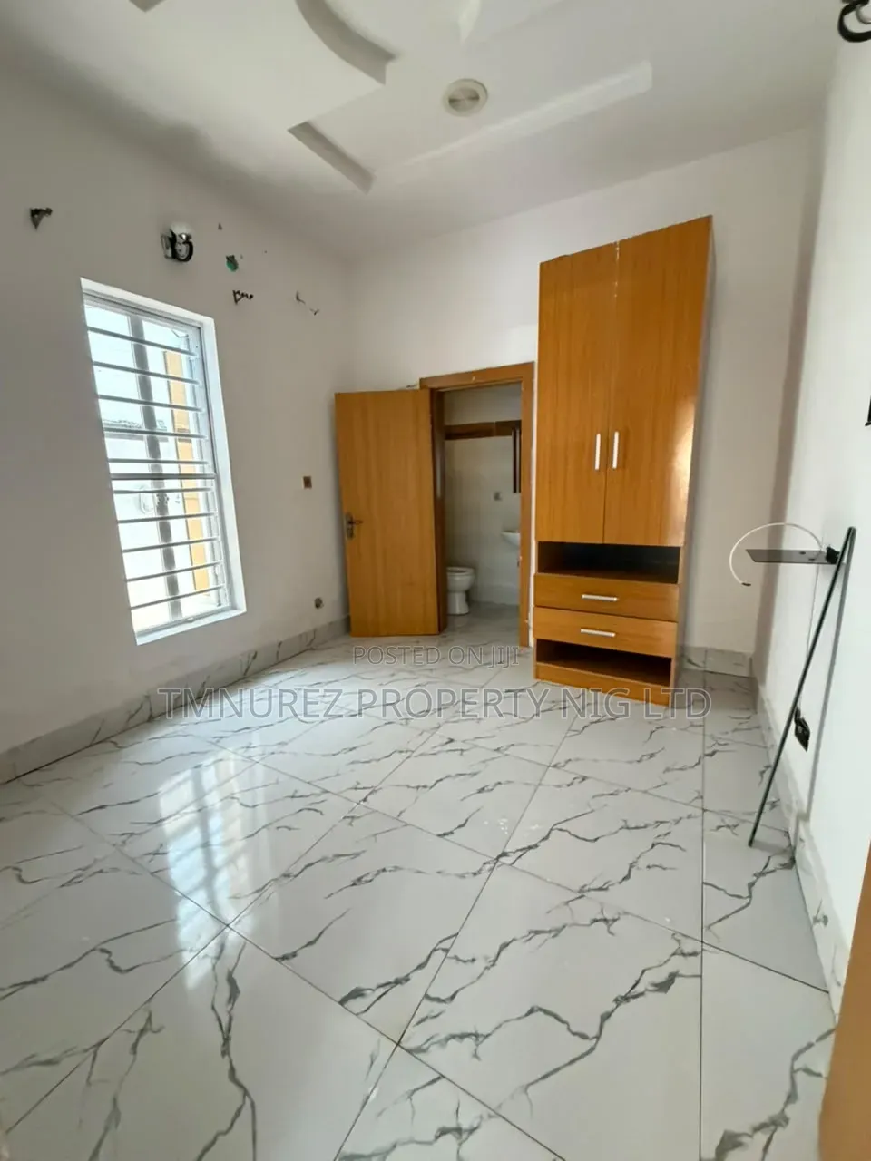 Mini Flat in Ikota for rent in Ikota