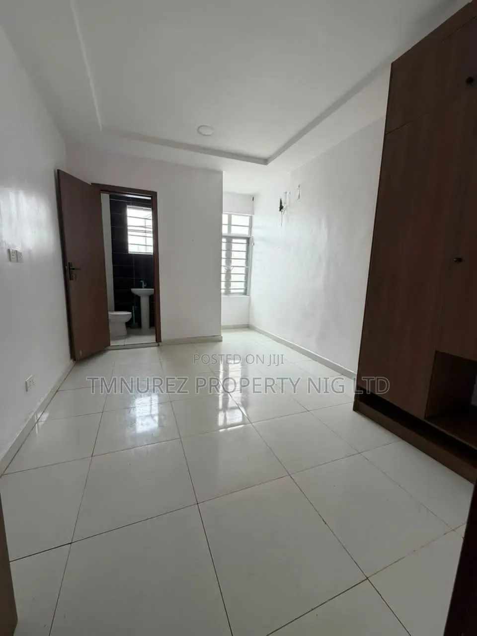 Studio Apartment in Chevron for rent in Chevron