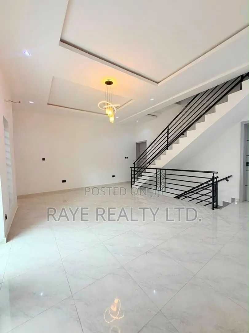 3bdrm Apartment in Ikeja GRA for sale in Ikeja GRA