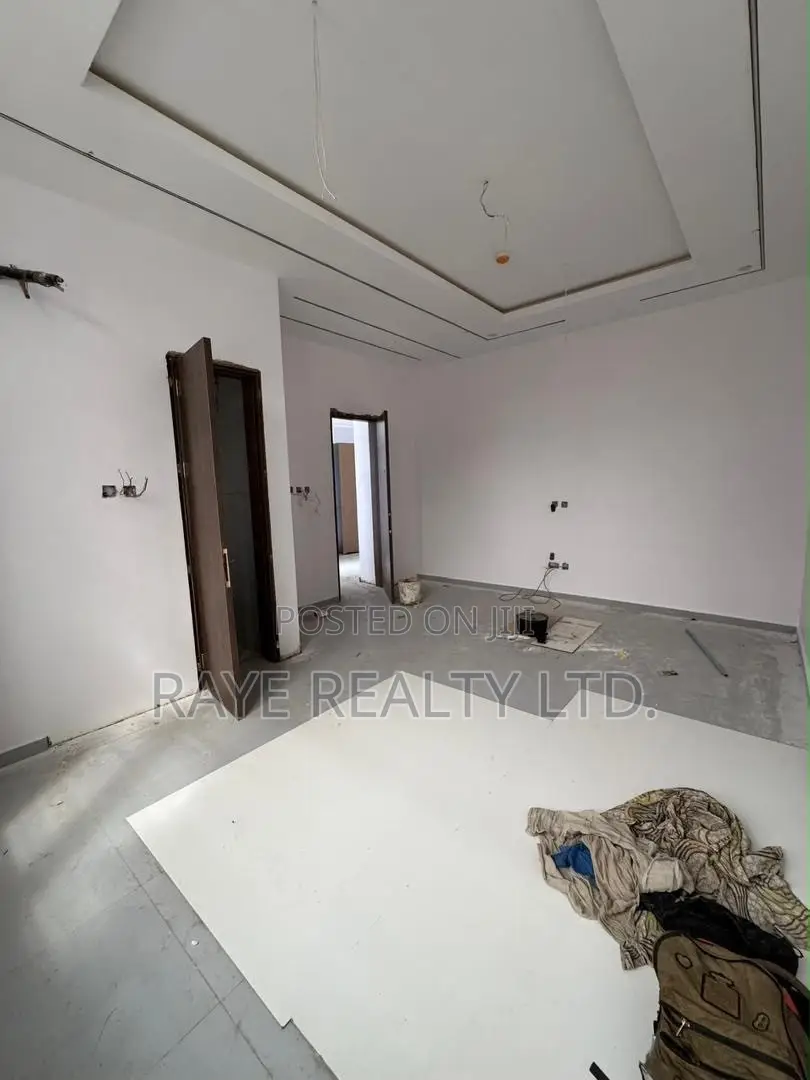 3bdrm Apartment in Ikeja GRA for sale in Ikeja GRA
