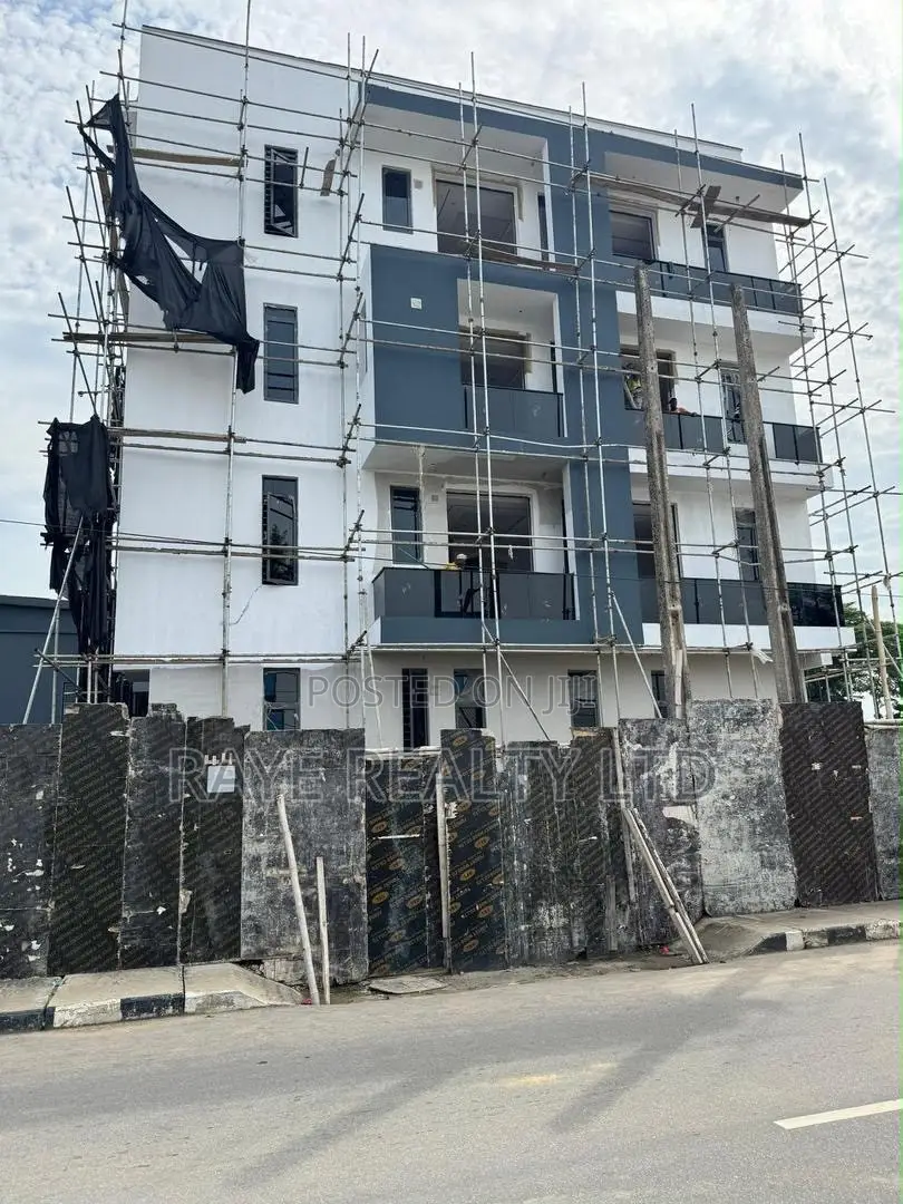 3bdrm Duplex in Ikeja for sale in Ikeja