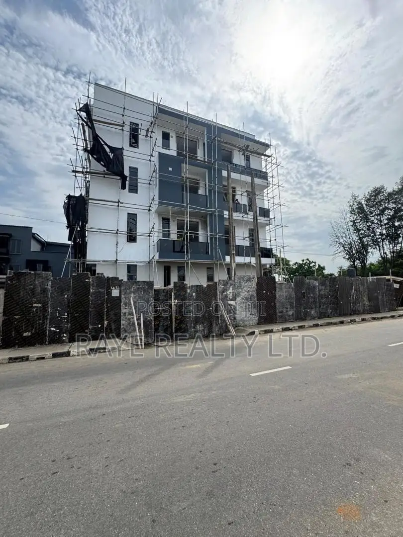 3bdrm Duplex in Ikeja for sale in Ikeja