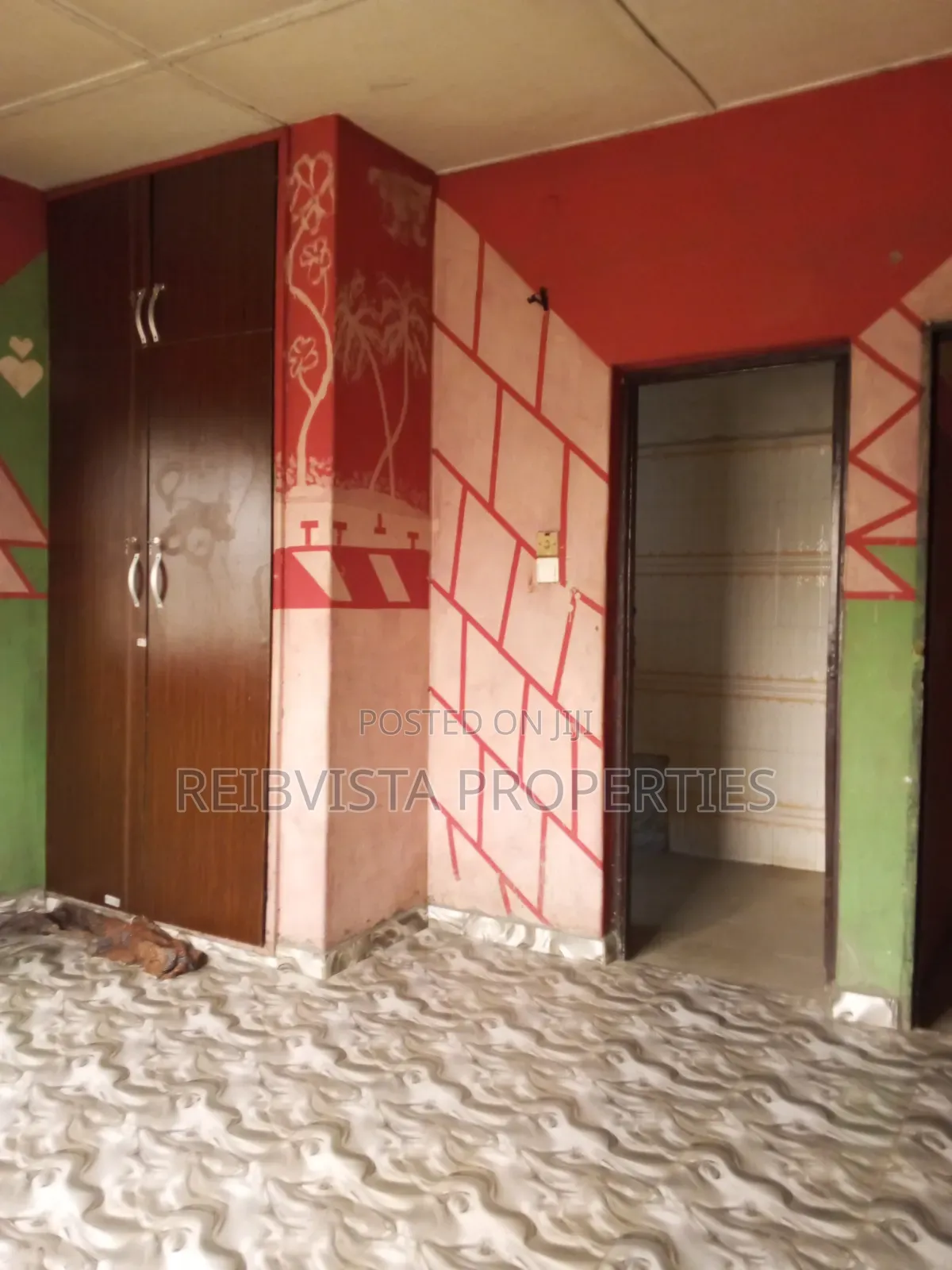Furnished 3bdrm Apartment in Ikorodu Expressway, Kosofe / Kosofe in Kosofe / Kosofe